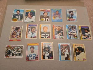 Lote de tarjetas de fútbol americano Topps de 1970 (40) tarjetas con la mayoría de las estrellas y HOFers - Manning, Lilly - Imagen 1 de 2