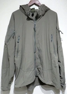 Chaqueta De Colección Patagonia NIVEL 5 GEN II Soft Shell Verde XL 2009 Capucha Lluvia Ejército de Estados Unidos - Imagen 1 de 9