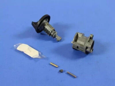 Cilindro de bloqueo de encendido delantero genuino Mopar 2001-2002 Dodge Ram 2500 5003845AA Foto 1 de 4