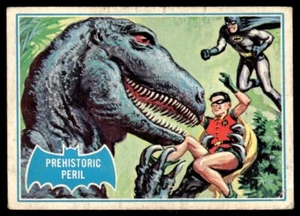 Batman Blue Bat Prehistoric Peril 1966 Topps #17B - Imagen 1 de 2