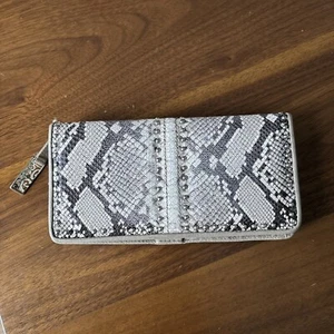 Brighton Gray Brown Tan Snakeskin Texture Leather* Studded Clutch Wallet - Picture 1 of 14