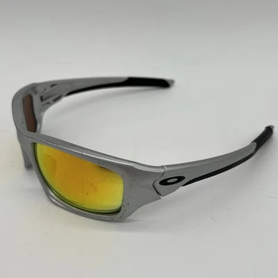 Gafas de sol OAKLEY para hombre SOLO MARCOS DE VÁLVULA plateadas iridio fuego OO9236-07 ¡Envío rápido! Foto 1 de 4