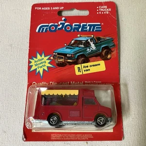 Furgoneta de helados Majorette vintage roja #259 1:67 fundida a presión, piezas móviles nueva en tarjeta - Imagen 1 de 8