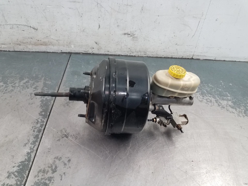 2006 Jeep Wrangler TJ Rubicon 4x4 Brake Master Cylinder / Booster #4801 M1 - Image 1 of 4