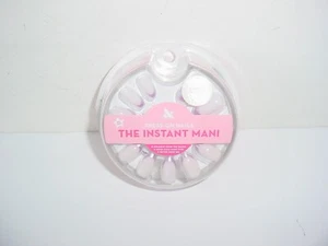 Olive & June 42 Count Press-On Nails Medium - Picture 1 of 1