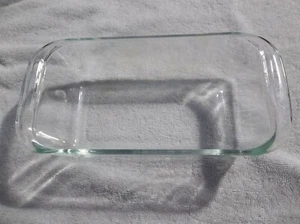 PYREX  CORNING  BACKING DISH - Picture 1 of 3