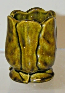Vintage Ceramic Toothpick Holder Tulip Shaped Green 2 7/8" high TABLEWARE. - Picture 1 of 6
