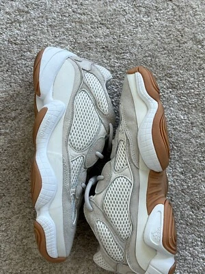 YEEZY Adidas 500 Stone Taupe Size 9.5US No Box Worn Once Samba - Image 1 of 4