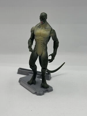 Figura de acción Marvel Universe 3.75 Amazing Spider-Man Lizard 2011  Foto 1 de 4
