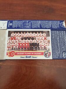 1993 CALGARY FLAMES TEAM CARD VG+ NHL Kraft Dinner Box UNCUT Card