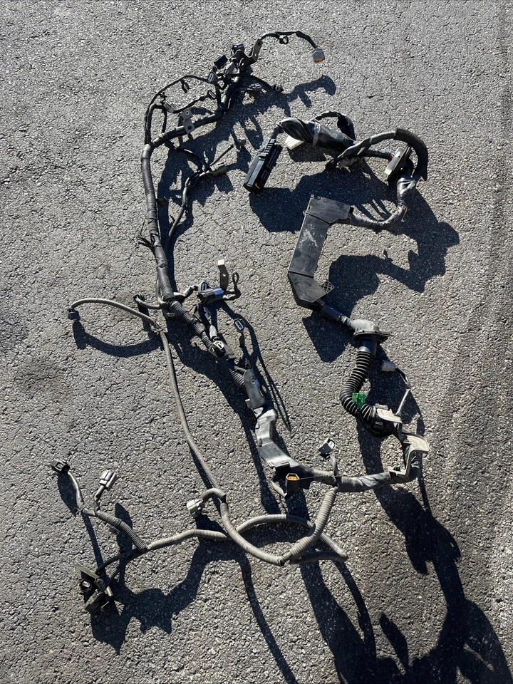 Infiniti G35 X 2005 06 AWD A/T bahía de motor arnés de cableado Foto 1 de 3