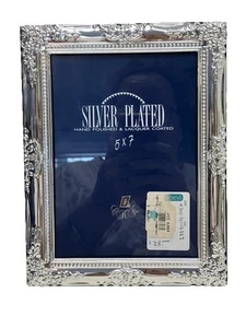 Vintage versilberter handpolierter & lackbeschichteter 5”x7” verzierter 3D-Fotorahmen VN - Bild 1 von 9