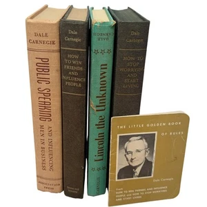 Dale Carnegie Buchsammlung und kleines goldenes Buch - Bild 1 von 12