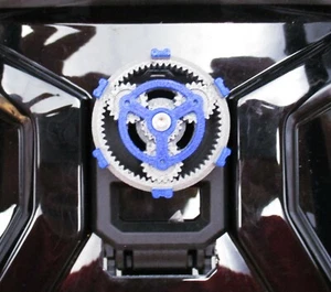 Verbessern Sie Ihren Traxxas X-Maxx mit Custom Gear-Style Body Latch - Bild 1 von 11