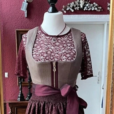 Marjo Dirndlbluse Dirndl Bluse Halbarm bordeaux Gr. 38, 40 der neuste Trend! - Bild 1 von 2