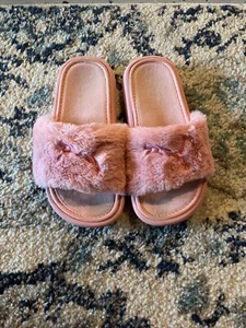 Puma Cool Cat Prismatic Slide Sandal Pink Faux Fur Soft Size US 1 Kids - Picture 1 of 1