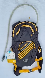 2 Litre Race Vest Black/Yellow Nathan Firestorm One Size Adjustable NEW #001 - Picture 1 of 5