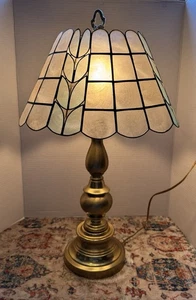 Vintage Capiz Muschel & Messing Tischlampe FUNKTIONIERT - Bild 1 von 11