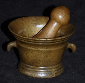 ORIGINALER MÖRSER BRONZE FRANKREICH HANDHABEN PROFILRINGE PISTILL STAMPFER 1650 - Picture 1 of 12