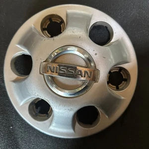 2004 - 2020 NISSAN TITAN ARMADA SILVER CENTER CAP FACTORY OEM 40315-7S000 E3 - Picture 1 of 5