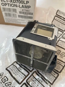 LAMP for Mitsubishi VLTASA-XD700IP 41T683 - Picture 1 of 4