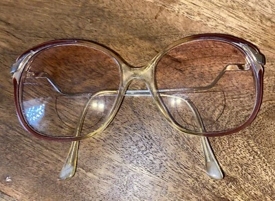 Женские винтажные круглые очки в золотой оправе Yves Saint Laurent - Изображение 1 из 4