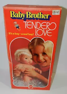 VINTAGE Baby Brother Tender Love 1975 *RARO RITROVAMENTO* NUOVO MAI TOLTO DALLA SCATOLA - Foto 1 di 4