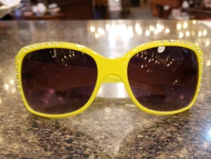 Gafas de sol marcos amarillo ácido lente negro estrás borde de diseñador - Imagen 1 de 8