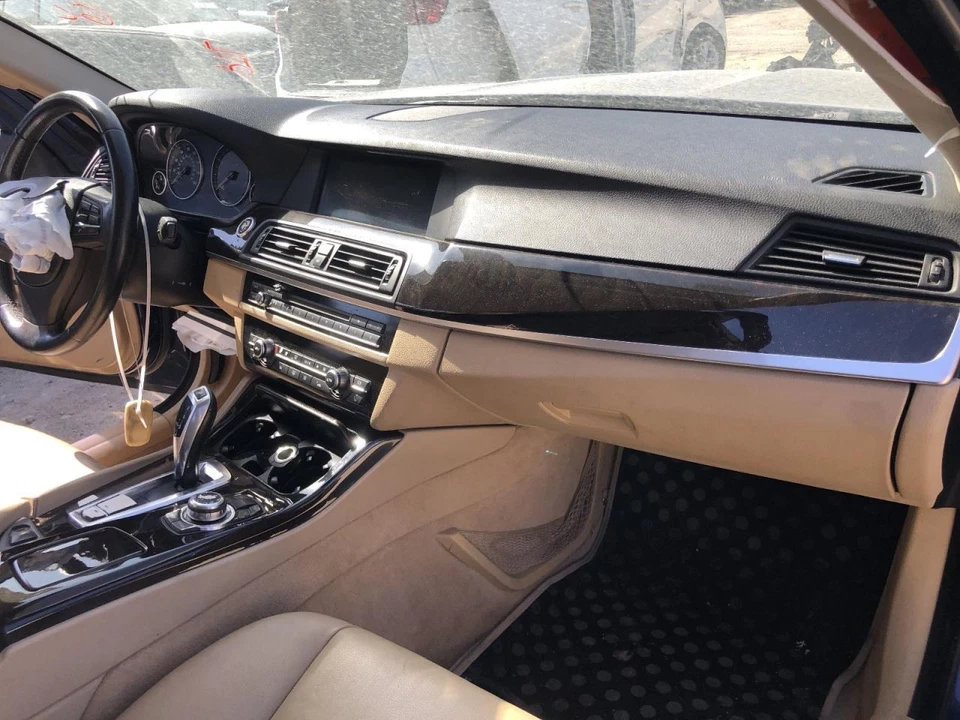 Tablero delantero del pasajero con bolsa de aire para BMW 528i 949070 11-16 Foto 1 de 1