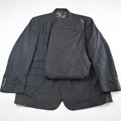 J Ferrar 50L 40x32 Gray Striped 100% Wool Mens Jacket Pants Suit - Image 1 of 4