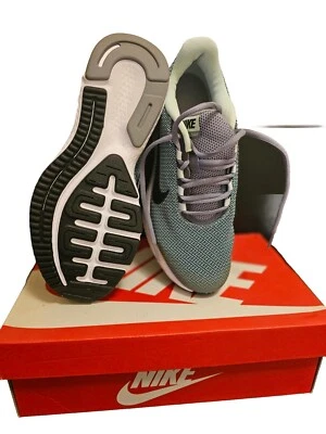 NIKE Sneaker - Bild 1 von 4