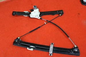 BMW E70 X5 FRONT RIGHT PASSENGER SIDE WINDOW REGULATOR WITH MOTOR ASSEMBLY OEM - Picture 1 of 11