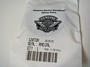 Sello de aceite Harley Davidson tipo radial (1) 12072K genuino HD hecho en Alemania B8 - Imagen 1 de 3