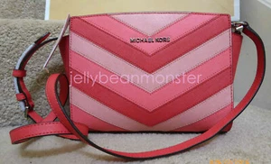 MICHAEL KORS Selma Chevron Stripes Leather M Messenger Crossbody Bag Coral Pink - Picture 1 of 11