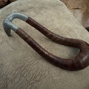 CARL AUBOCK Pfeifenhalter Vintage Metall Mid Century Leder umwickelt Pfeifenrest 50er - Bild 1 von 5