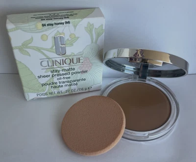 Clinique Stay Matte Sheer Pressed Powder 04 Stay Honey M 7.6 g Dry Comb To Oily - Image 1 of 2