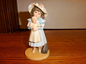 Figura de porcelana Jan Hagara Audrey Girl Doll C22326 #1122 - Imagen 1 de 8