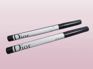 DIOR DIORSHOW ON STAGE DELINEADOR LÍQUIDO IMPERMEABLE BLANCO MATE 0,01 OZ 2 PIEZAS - Imagen 1 de 3