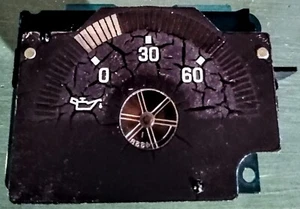 88-91 GMC Truck 1500 2500 3500 Instrument Cluster Oil Pressure Gauge Chevy OEM - Picture 1 of 8