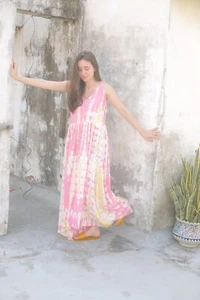 Ein schönes rosa und gelbes Sommerkleid mit Krawatte Damen hübsch langes Kleid TD SD1002 - Bild 1 von 8