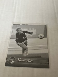 2021 Parkside NWSL Volume 2 Devon Kerr Black & White Parallel