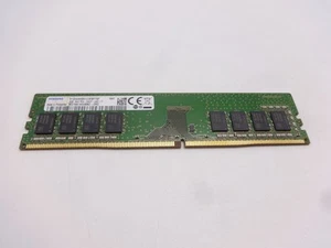 Samsung M378A1K43BB2-CRC 8GB PC4-19200U DDR4-2400T 1RX8 UDimm - Picture 1 of 2