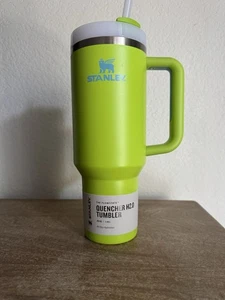 NWT Stanley Matte Bright Lime H2.0 Quencher Flowstate 40oz Tumbler - Picture 1 of 6