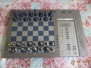 Saitek Turbo S-24K Kasparov Schachcomputer - Bild 1 von 16