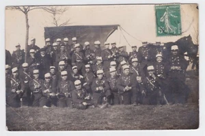 FRANCE WW I ERA MILITARY RPPC COMPANY OF SOLDIERS DRINKING WINE - Picture 1 of 2