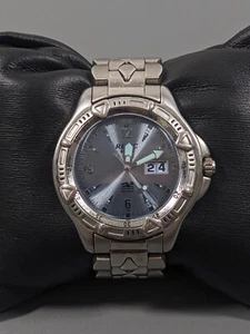 Relic Wet Blue Dial Rotating Bezel Date Indicator Silver Tone Watch 6 inch - Picture 1 of 11
