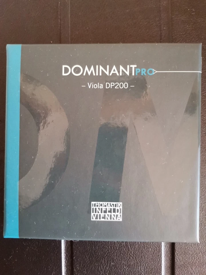 Muta per viola Thomastik Dominant Pro, 4/4 nuova.  - Immagine 1 di 1