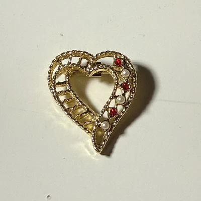 Золотистый сердце булавка брошь красный белый искусственный жемчуг со стразами акцент - Изображение 1 из 3