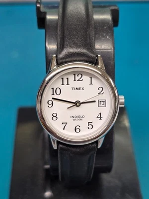 Working Timex Indiglo Ladies Black Leather Calendar Wristwatch T2H331 - Image 1 of 2
