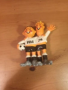 WM Maskottchen Tip und Tap WM 74 Fußball Figur 1974 Friegel Werk Schafer C - Bild 1 von 8
